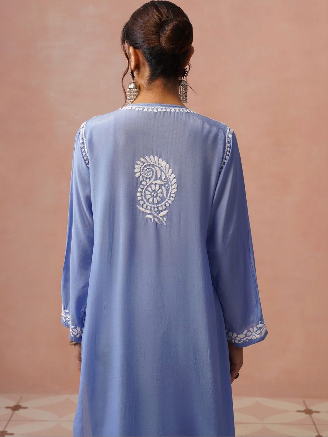 House of Chikankari Women Embroidered Chikankari Kurta