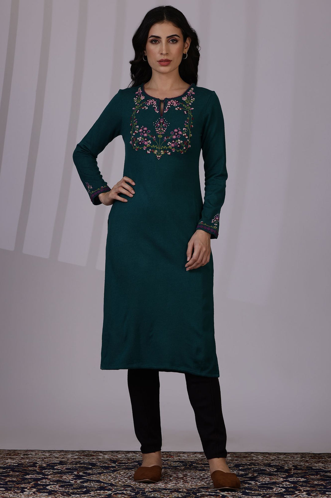 W Floral Embroidered Keyhole Neck Straight Kurta