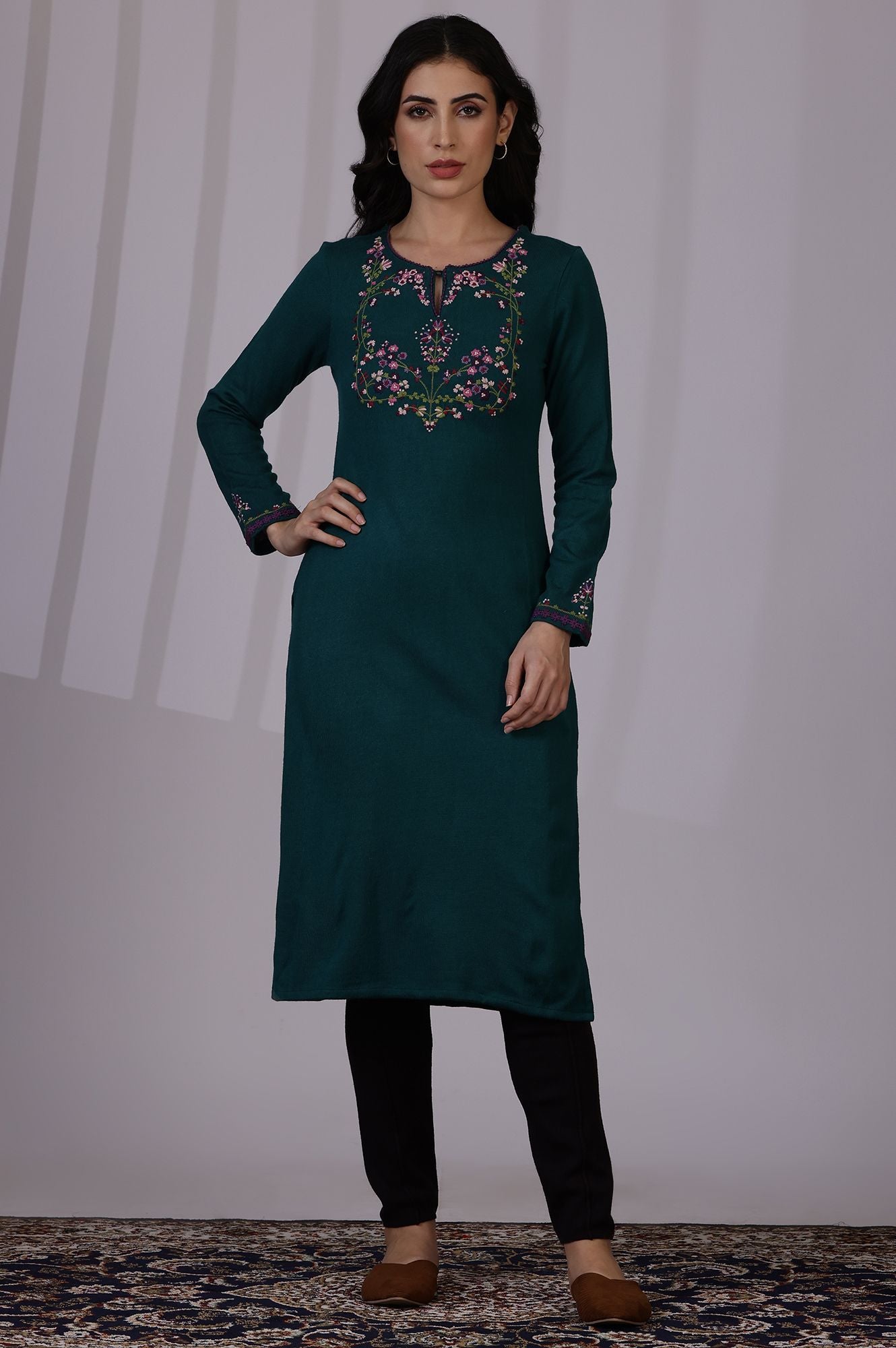 W Floral Embroidered Keyhole Neck Straight Kurta