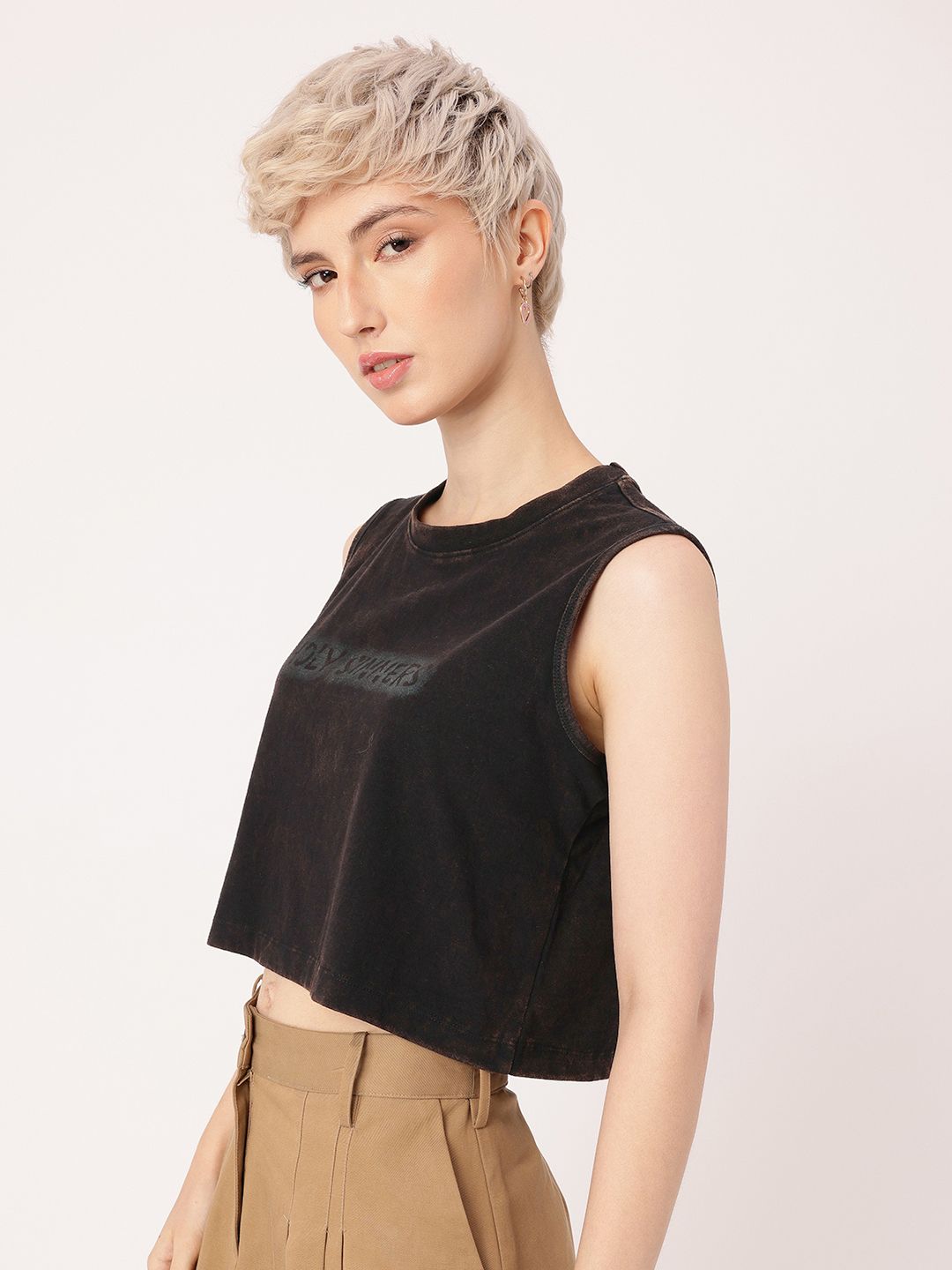 DressBerry Urban Edge Printed Washed Crop T-shirt