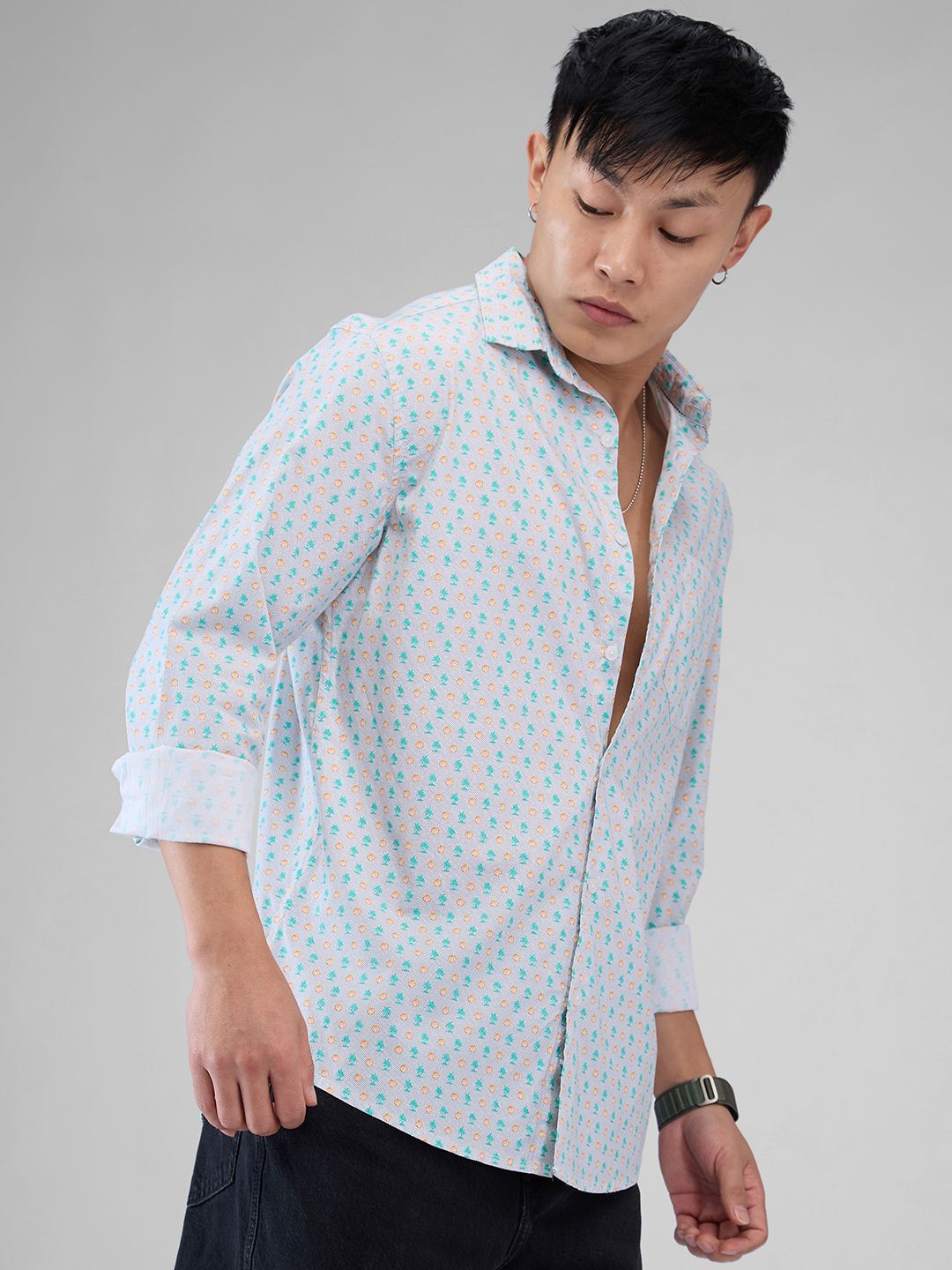 VASTRADO Men Classic Cutaway Collar Conversational Printed Cotton Slim Fit Casual Shirt