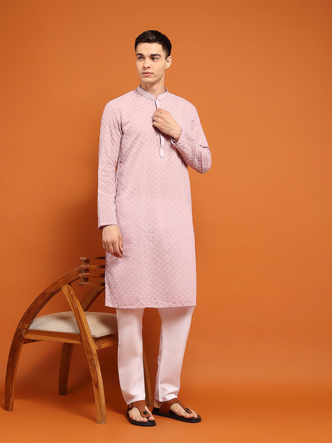 Kurta Sulam Katun Lavender Rumah Chikankari Lelaki