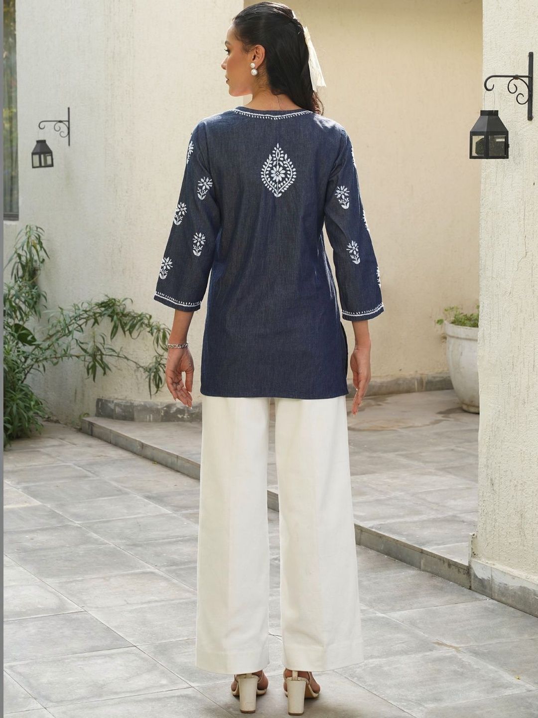 House of Chikankari Women Chikankari Kurta