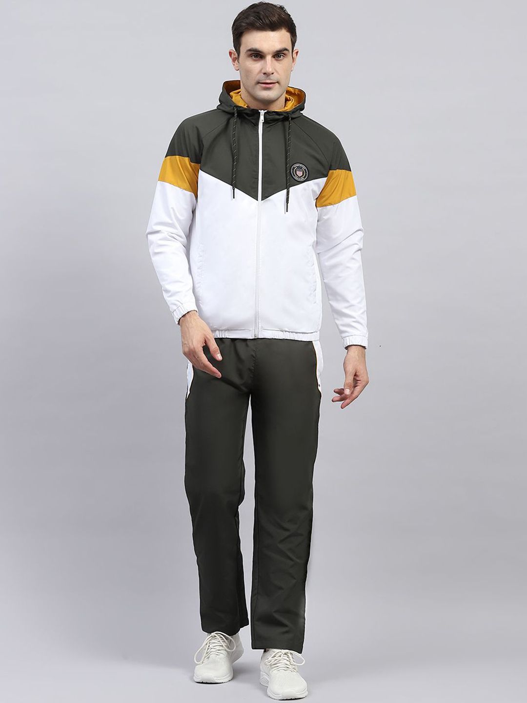 Monte Carlo Men Colourblocked Long Sleeves Hooded Neck Tracksuits