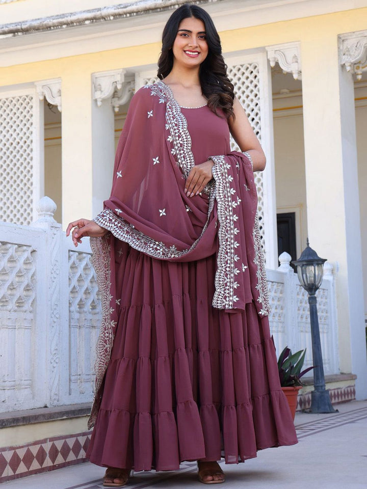 KALINI Women Layered Kurta with Pyjamas & With Dupatta