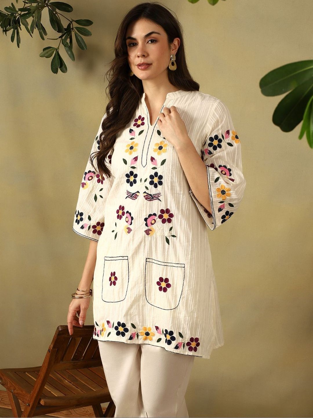 Mamicha Floral Embroidered Tunic with Trousers