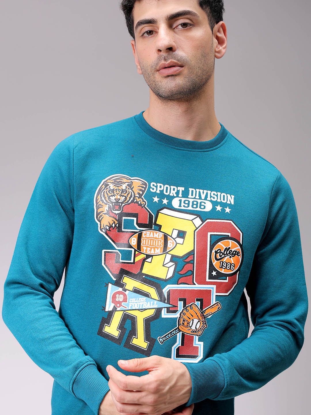 The Indian Garage Co Men Printed Pullover Sweatshirt