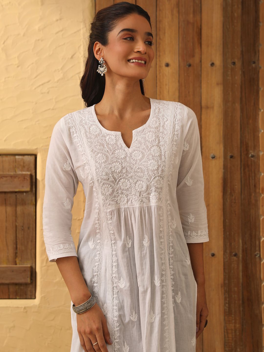 Rumah Wanita Chikankari Kapas Putih Chikankari Sulam Kurta