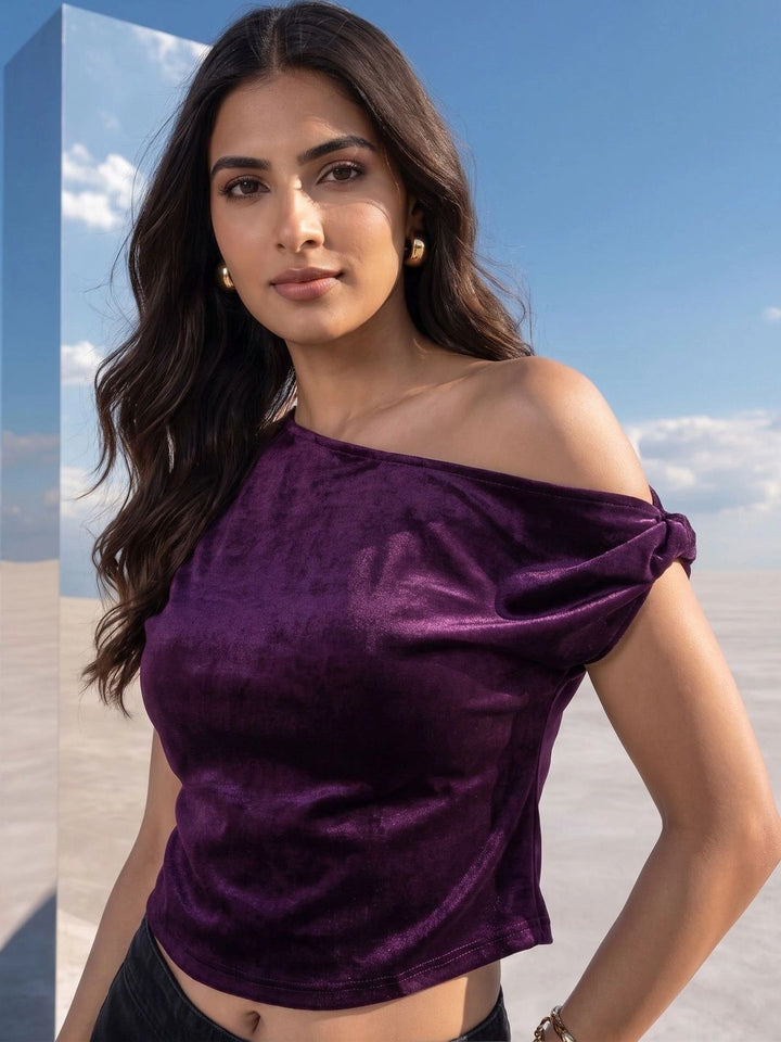 Mamicha Off-Shoulder Crop Top