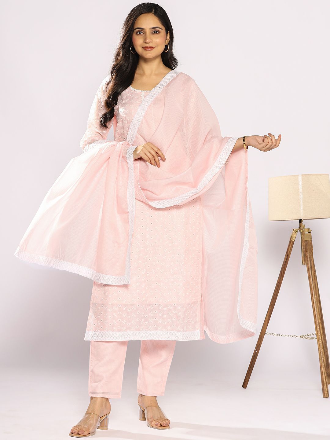Varanga Women Floral Embroidered Regular Thread Work Kurta with Trousers & With Dupatta