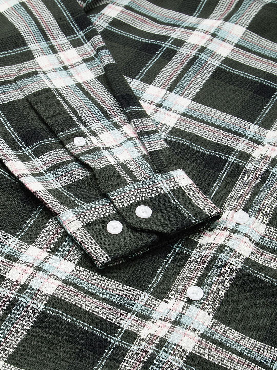 VASTRADO Men Classic Slim Fit Tartan Checked Spread Collar Cotton Casual Shirt