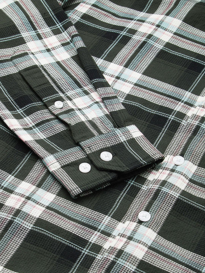 VASTRADO Men Classic Slim Fit Tartan Checked Spread Collar Cotton Casual Shirt