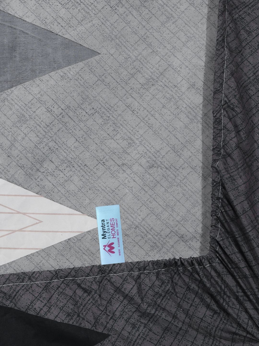 Myntra Elegant Homes Kapas Geometri Kelabu 300 TC Dilengkapi Cadar Bujang Halus dengan Sarung Bantal-89 x 59 inci