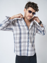 VASTRADO Men Classic Slim Fit Checked Cutaway Collar Cotton Casual Shirt