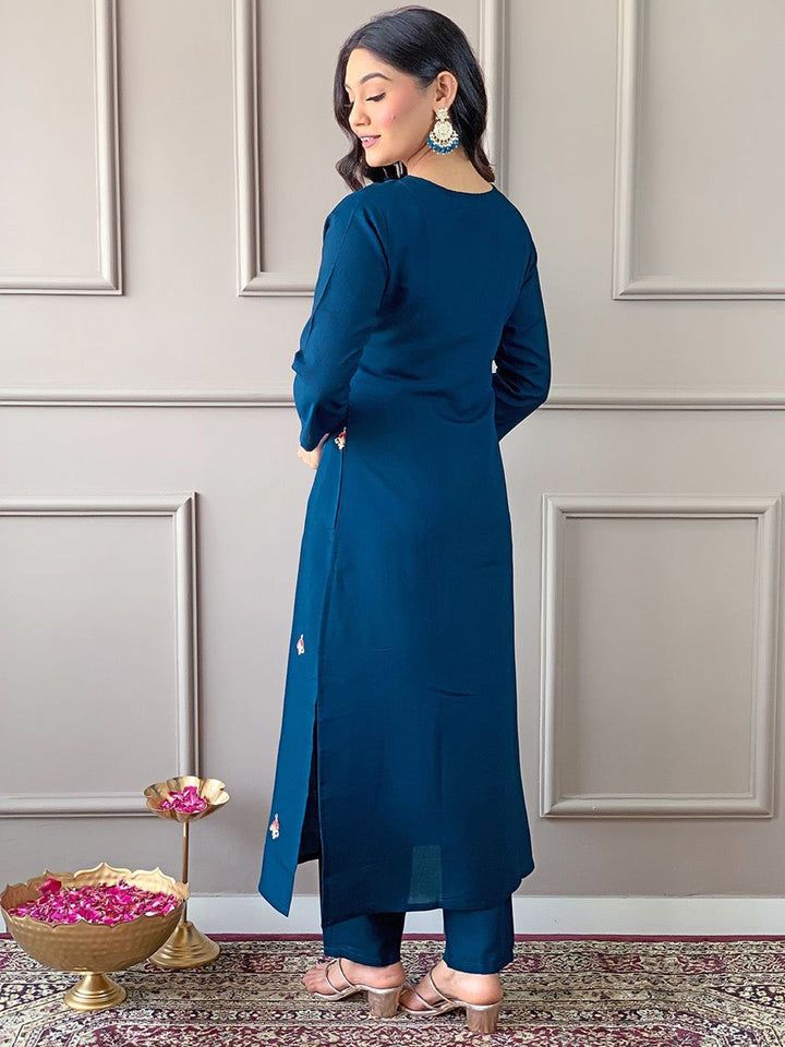 KALINI Women Floral Embroidered Regular Kurta with Trousers & With Dupatta