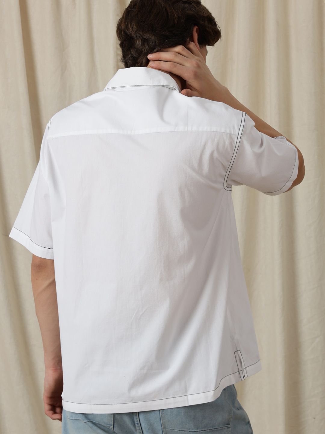 Baju Lengan Pendek Kapas Benang Kontras Eszett