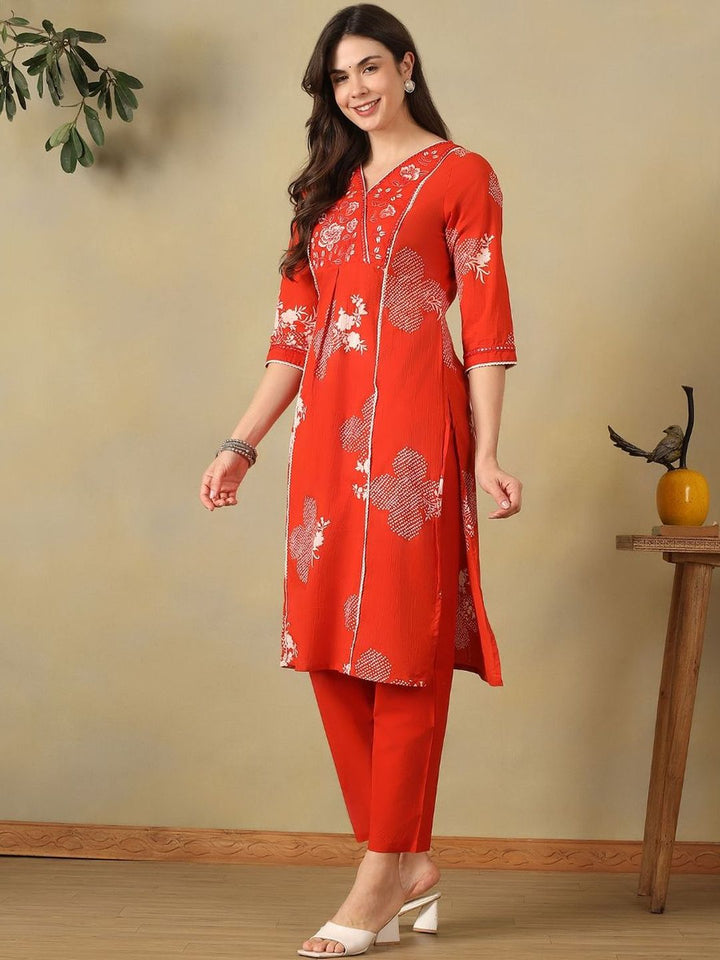 Mamicha Women Floral Printed Regular Pure Cotton Kurta with Trousers & With Dupatta