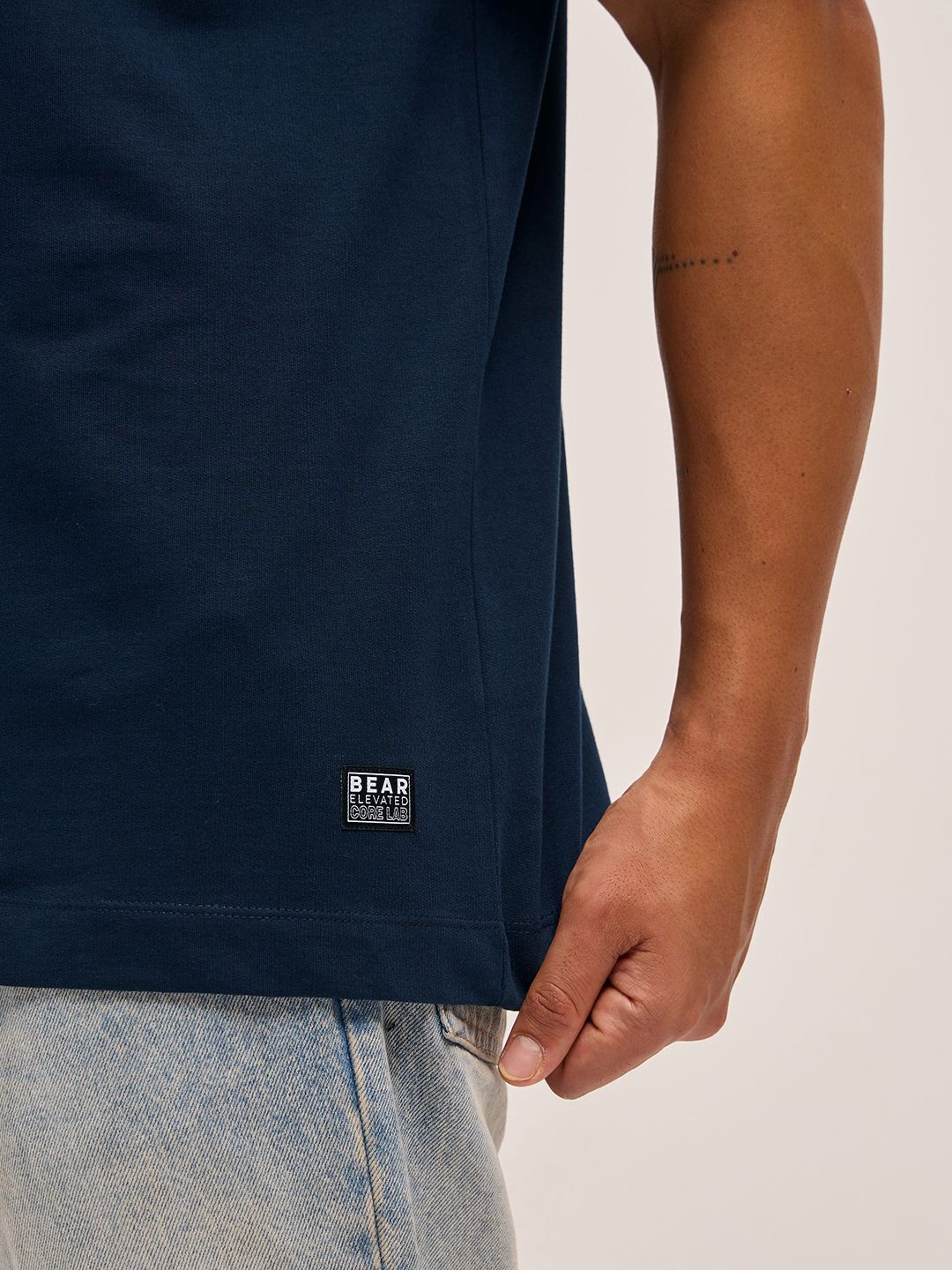 THE BEAR HOUSE Men Solid Round Neck Pure Cotton Oversized T-shirt