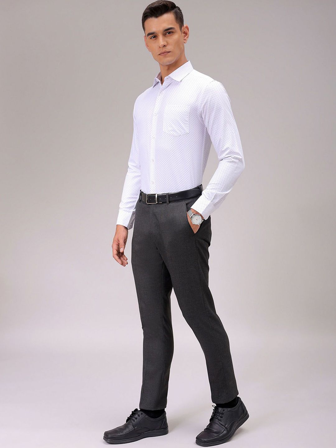The Indian Garage Co. X Luxe Men Cutaway Collar Micro Ditsy Printed Slim Fit Formal Shirt
