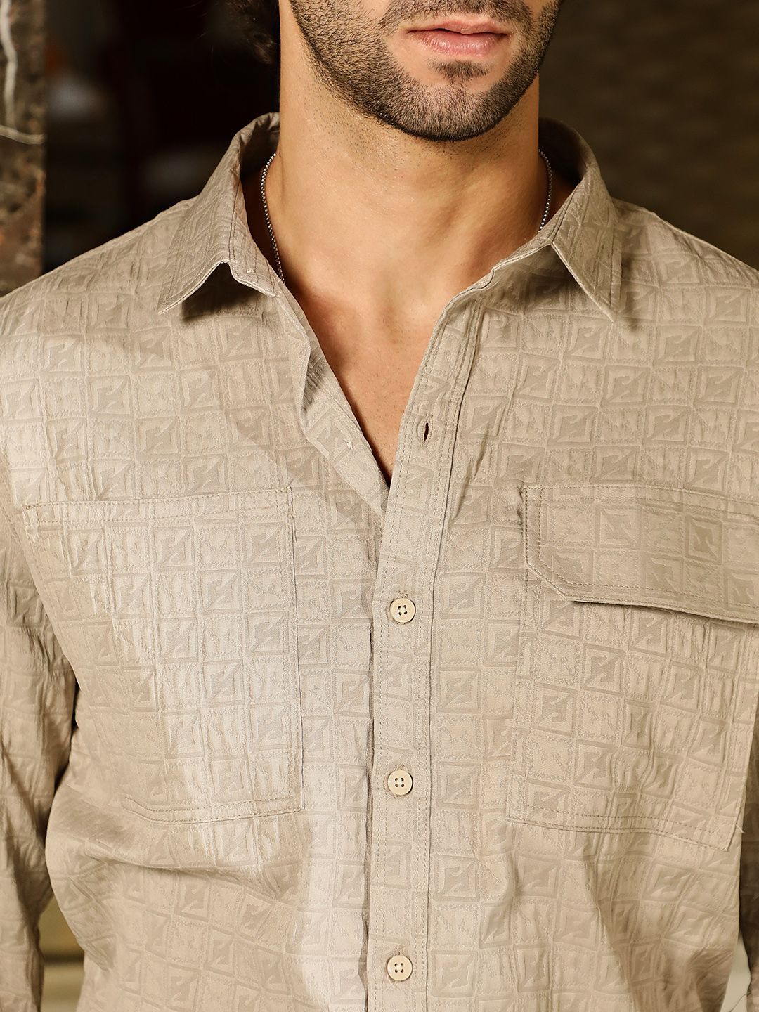 Campus Sutra Men Classic Fit Spread Collar Textured Casual Shirt