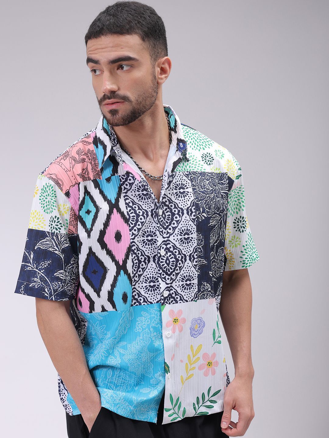 The Indian Garage Co Men Cutaway Collar Graphic  Printed Boxy Fit Resortwear Shirt