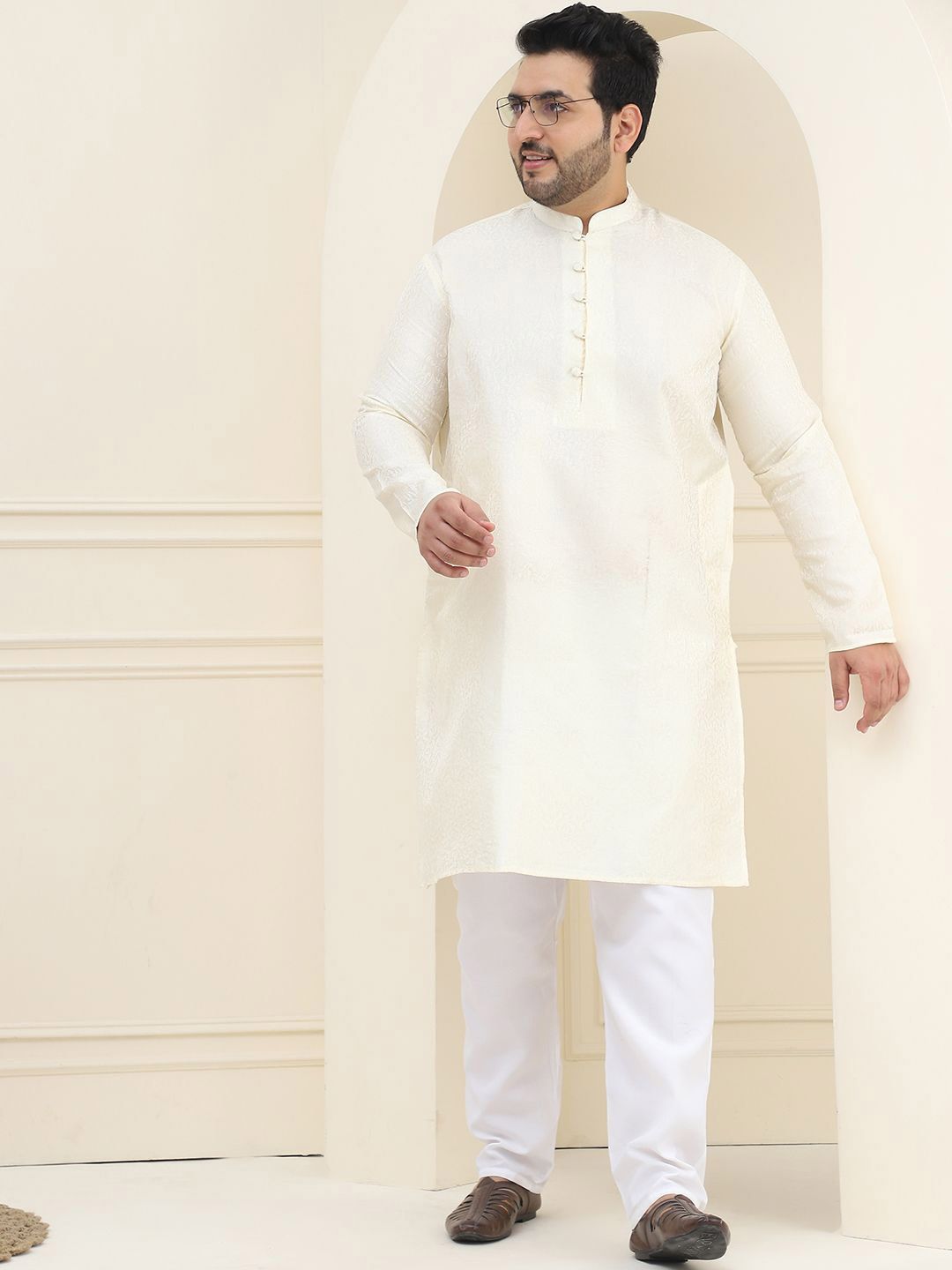SOJANYA PLUS Rekaan Tenun Bunga Kurta Lurus Kolar Mandarin Dengan Pijama