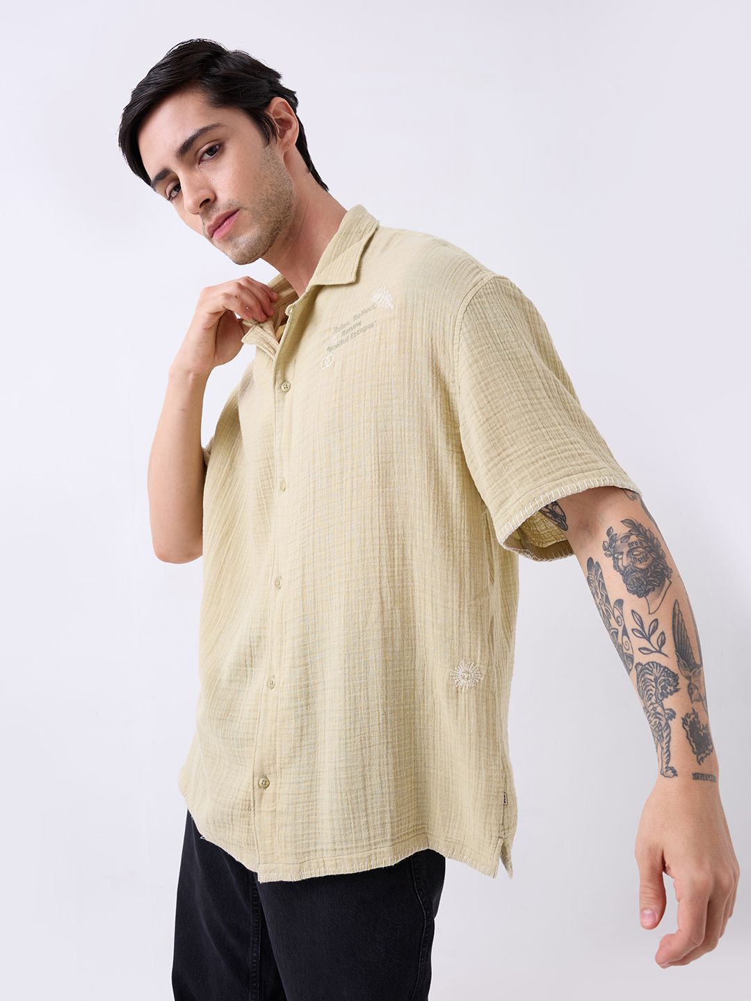 SPYKAR Men Relaxed Fit Cuban Collar Textured Cotton Casual Shirt