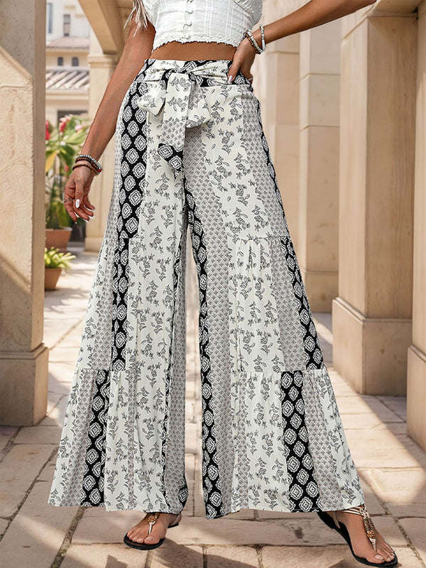 DressBerry Women Floral Printed Flared Trousers