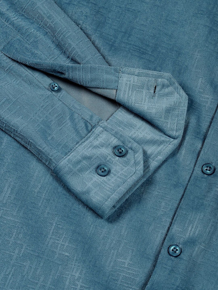 Thomas Scott Men Premium Spread Collar Textured Slim Fit Casual Shirt