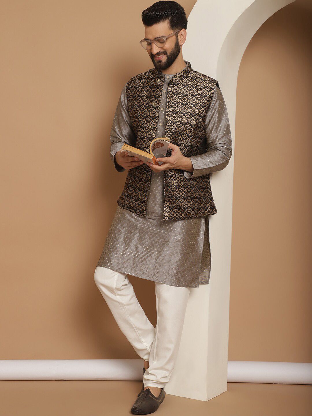 Anouk Woven Design Regular Kurta With Churidar & Nehru jacket