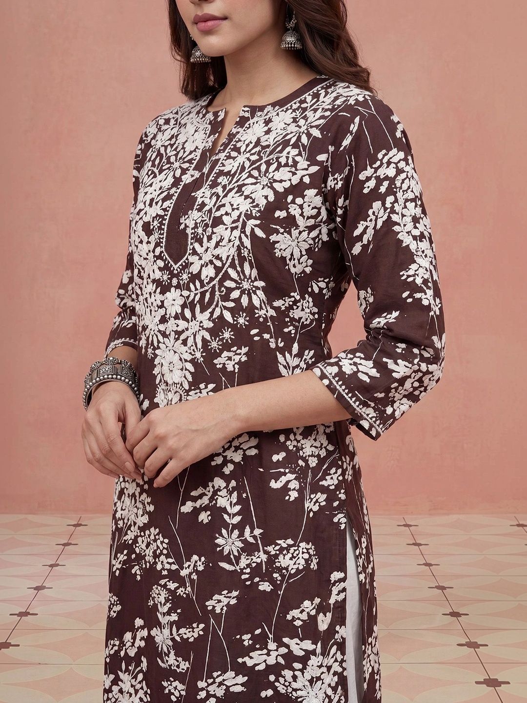 House of Chikankari Women Floral Embroidered Chikankari Kurta