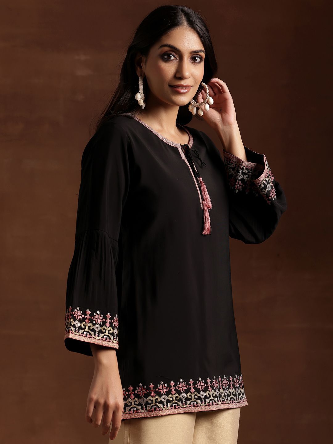 Libas Ethnic Motifs Embroidered Thread Work Thread Work Kurti