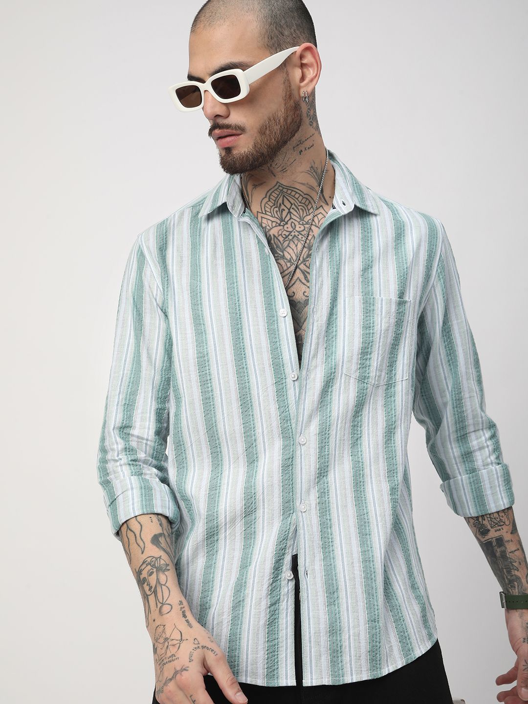 VASTRADO Men Striped Classic Slim Fit Cotton Casual Shirt