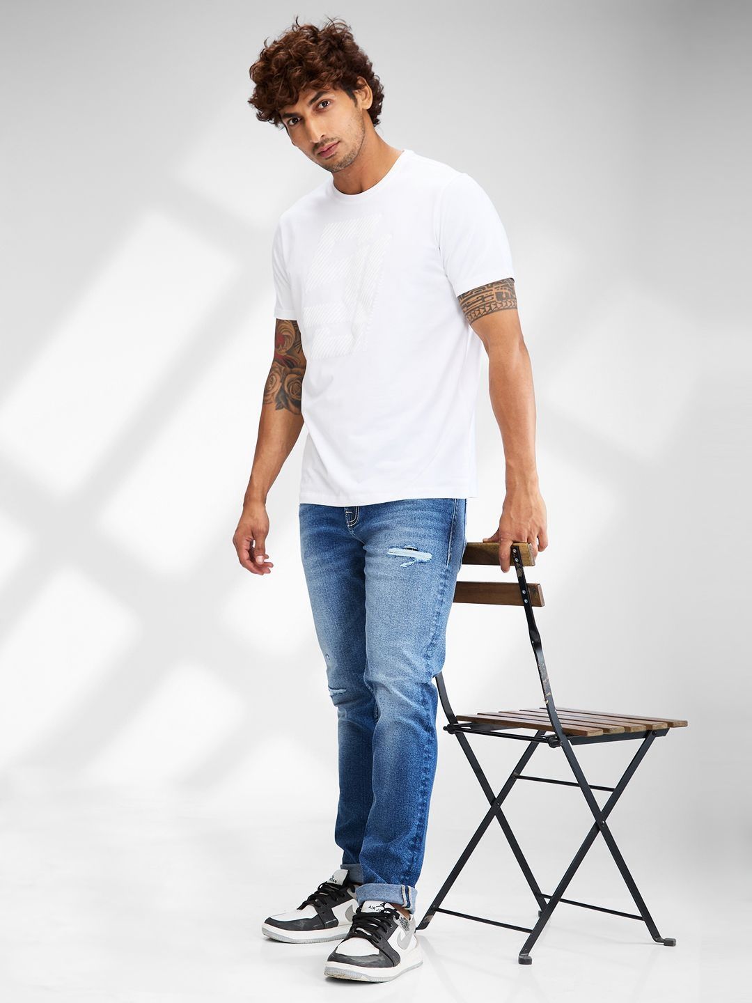 SPYKAR Men Raw Edge Slim Fit T-shirt