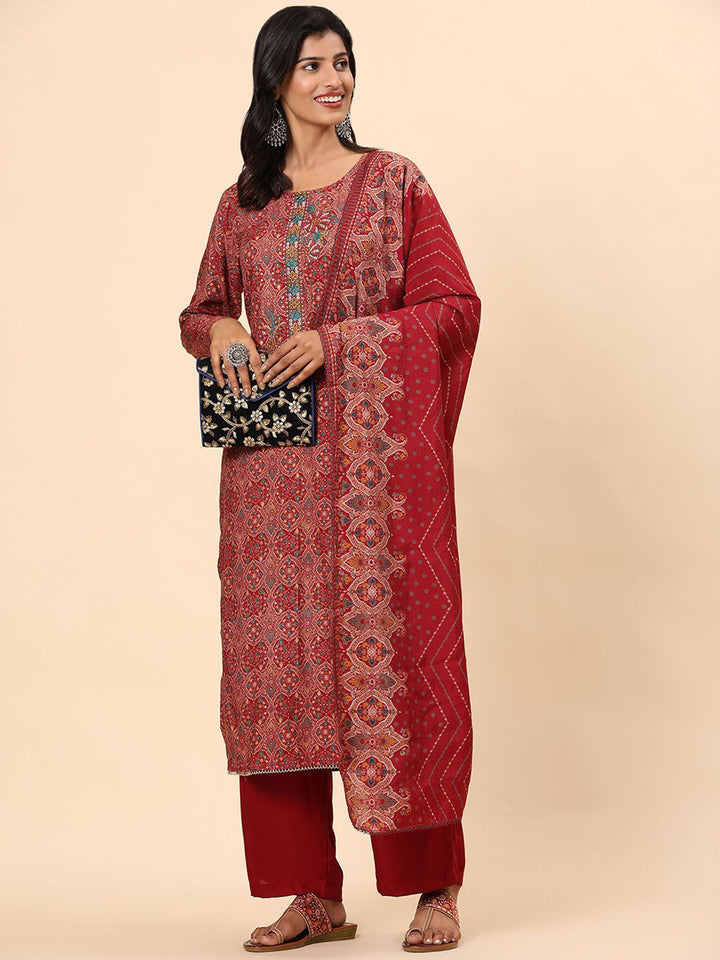 Mamicha Women Floral Printed Regular Thread Work Pure Cotton Kurta with Palazzos & With Dupatta