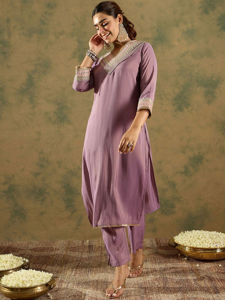 Indo Era Ethnic Motifs Embroidered Kurta With Trousers