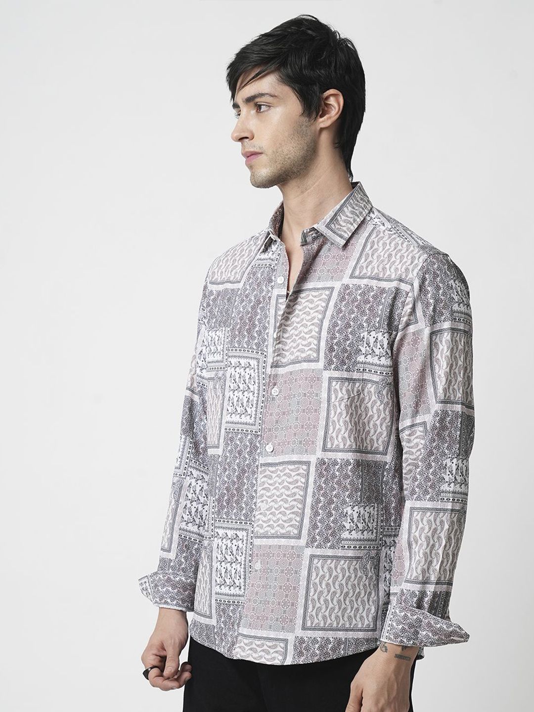VASTRADO Men Classic Spread Collar Abstract Printed Slim Fit Casual Shirt