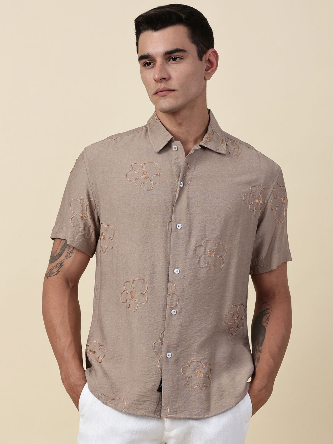 Thomas Scott Men Embroidered Regular Fit Casual Shirt