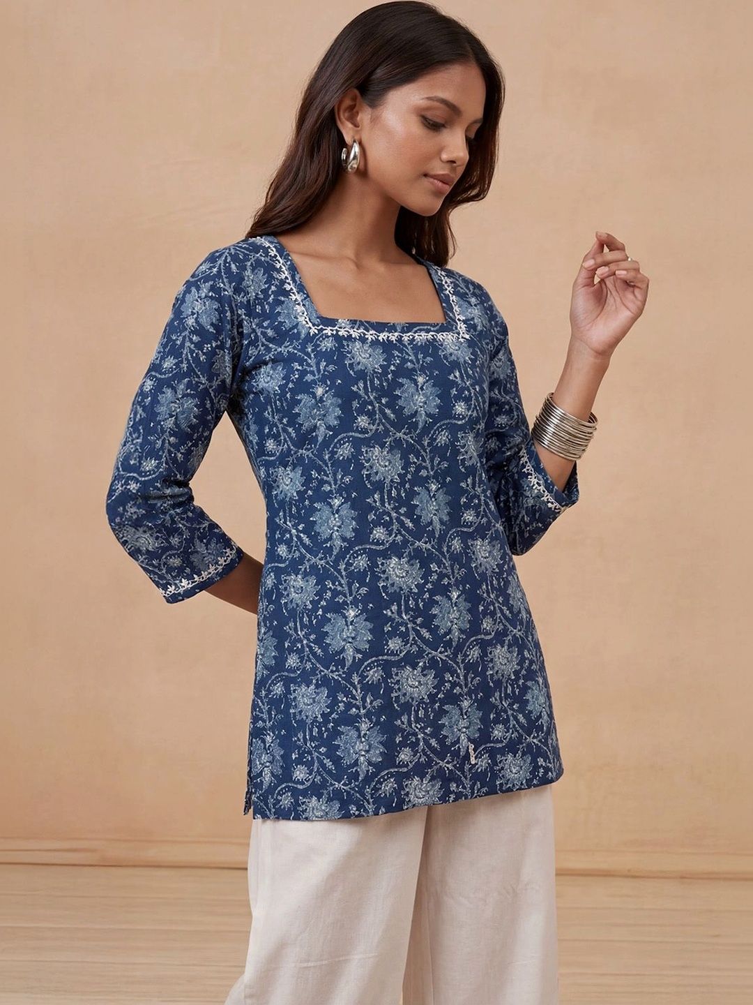 Rumah Chikankari Wanita Floral Printed Chikankari Indie Florals Kurta