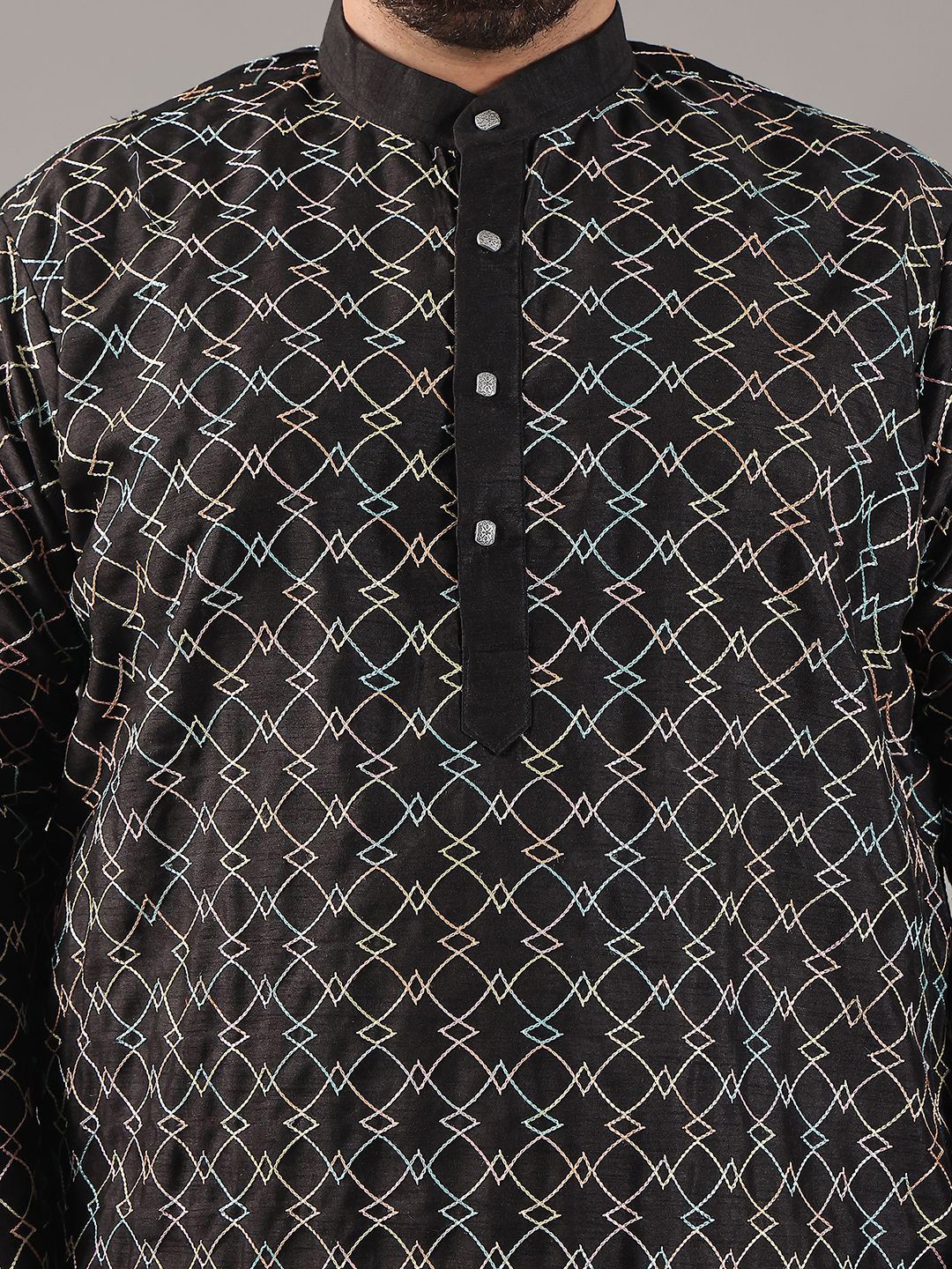 SOJANYA PLUS Plus Size Men Geometric Embroidered Pure Cotton Straight Kurta With Pyjamas