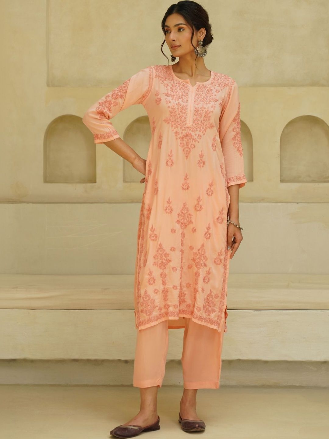 House of Chikankari Women Embroidered Thread Work Kurta