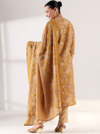 Mamicha Women Floral Printed Regular Thread Work Kurta with Trousers & With Dupatta