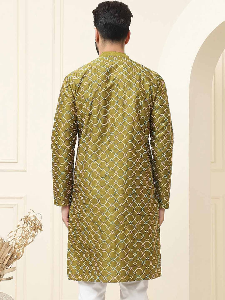 SOJANYA Geometric Embroidered Band Collar Long Sleeves Silk Straight Kurta