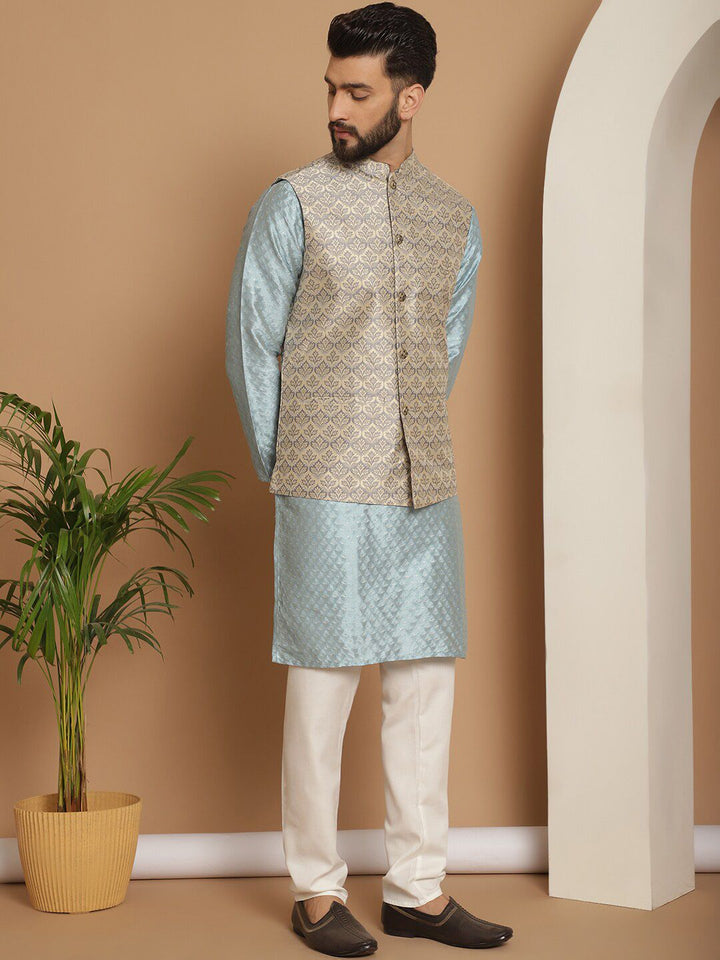 Kurta Sutera Jacquard Bersulam Anouk Dengan Jaket Churidar & Nehru