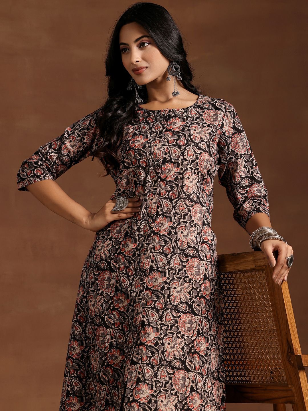 Libas Women Floral Printed Panelled Pure Cotton Kurta with Trousers