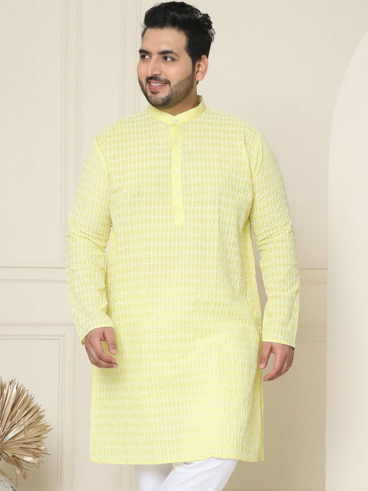 SOJANYA PLUS Floral Embroidered Band Collar Thread Collar Straight Kurta