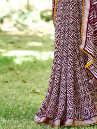 Saree mall Ethnic Motifs Printed Sarees