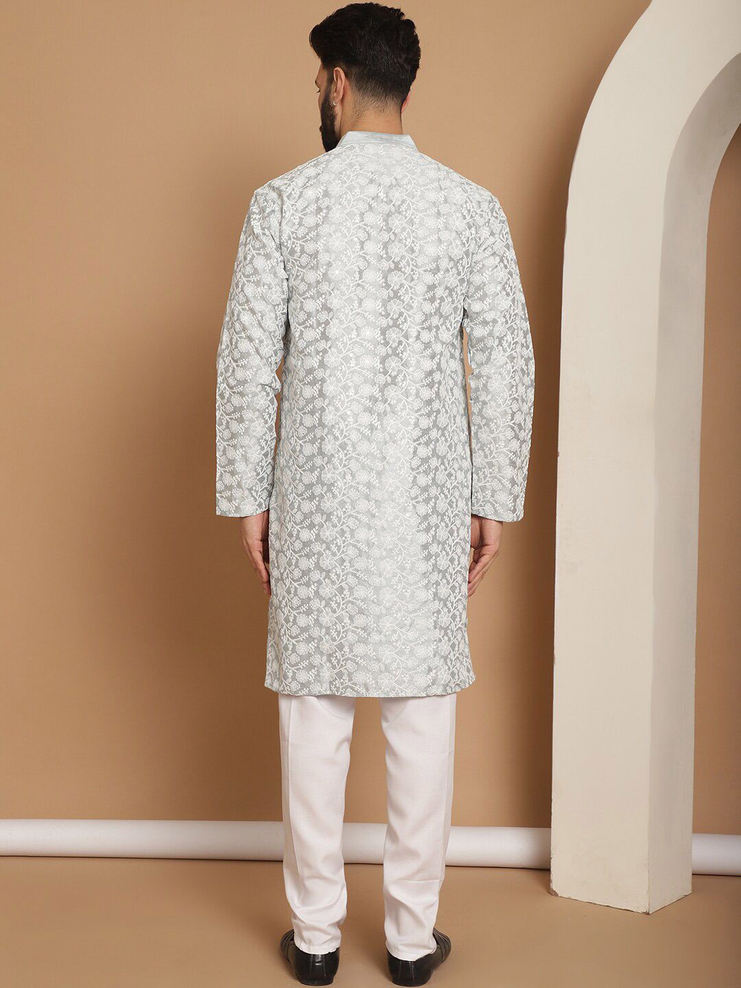 Anouk Floral Embroidered Regular Thread Work Kurta With Churidar