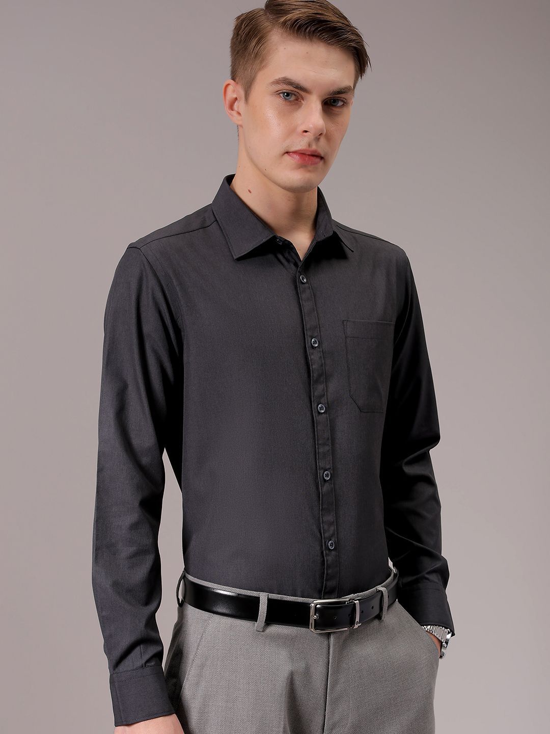The Indian Garage Co. X Luxe Men Spread Collar Solid Slim Fit Formal Shirt