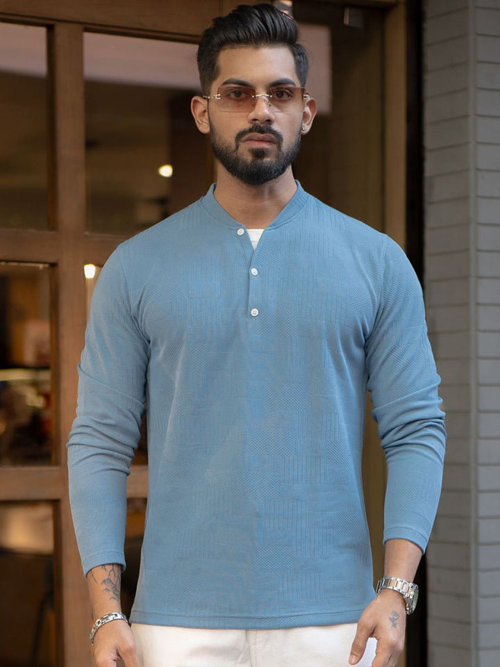 Powerlook Men Typography Henley Neck T-shirt